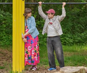 Na Wspólnej odc. 4078. Brygida (Maja Wolska), Remek Klusek (Maciej Kobiela)