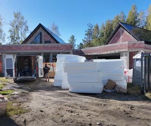 Michał Wiśniewski na budowie swojego domu