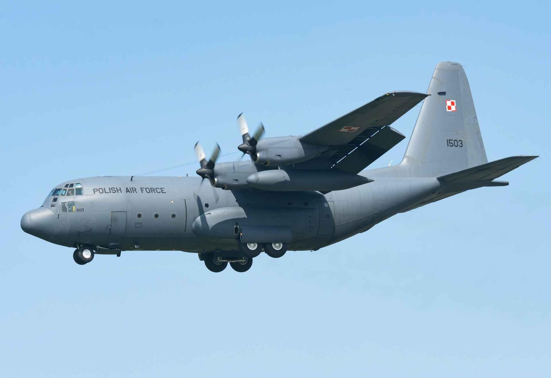 C-130E Hercules na Route 604