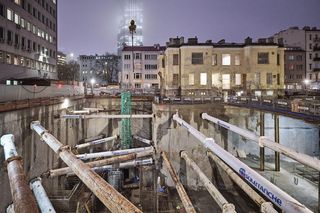 Zbroją, wzmacniają stropy i budują podziemia Muzeum Getta Warszawskiego