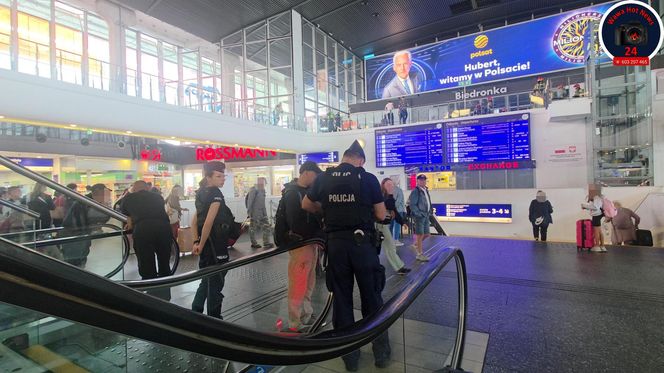 Pożar Biedronki w centrum Warszawy! Duża ewakuacja, na miejscu służby