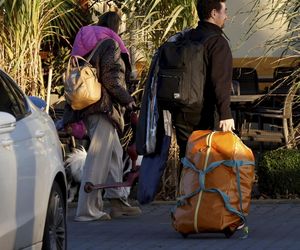Tłumy gości na ślubie Katarzyny Cichopek i Macieja Kurzajewskiego. Wiemy, kto się pojawił