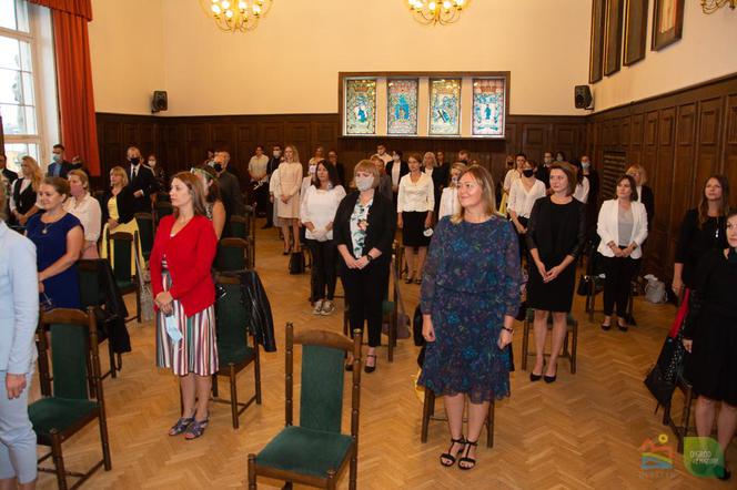 Olsztyn. Uroczyste ślubowanie nauczycieli mianowanych. Zobacz zdjęcia