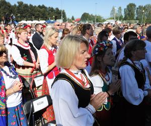 Święto Wdzięczni Polskiej Wsi w Miętnem koło Garwolina z udziałem premiera i ministrów