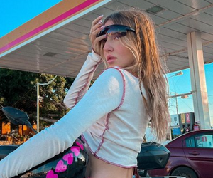 Monika Kociołek pokazała wdzięki na stacji benzynowej. Tak gorąco jeszcze nie było 