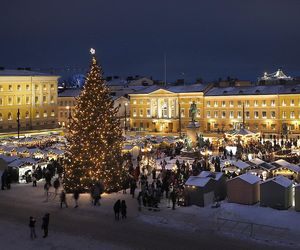 Jarmark bożonarodzeniowy - Tuomaan Markkinat - w Helsinkach