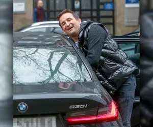 Michał Koterski w niepozornym BMW. Takim jeździ policja