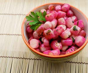 Rzodkiewki na maśle - oryginalne i przepyszne smażone rzodkiewki