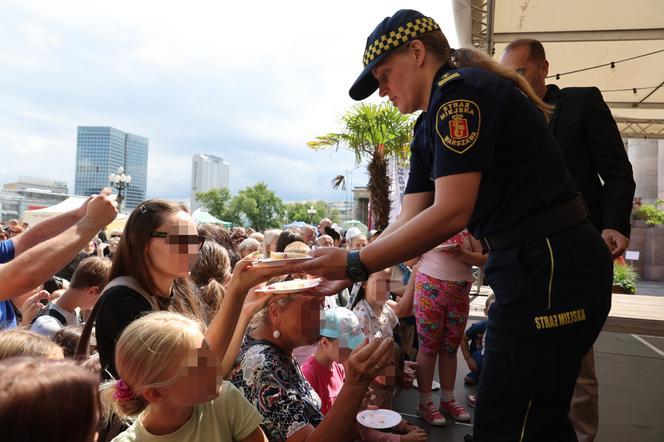 Tak Warszawa świętuje 68. urodziny Pałacu Kultury i Nauki