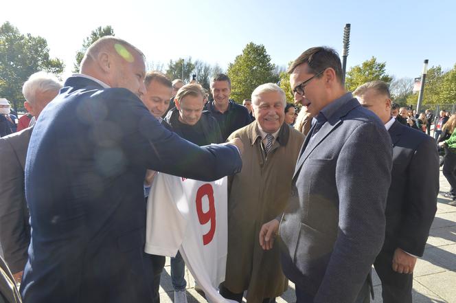 Premier Morawiecki na specjalnym meczu. Stadion Narodowy im. Kazimierza Górskiego