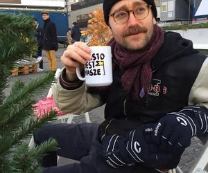 Zimowa strefa relaksu przed Rotundą – aktywiści pomagają miastu!
