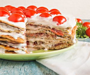 Lazania z naleśników z sosem bolońskim - sprytny sposób na lazenię bez makaronu