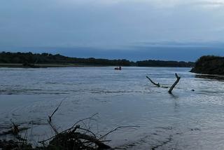 Dramatyczne poszukiwania na Wiśle. Służby wyłowiły topielca pod Nowym Dworem Mazowieckim 