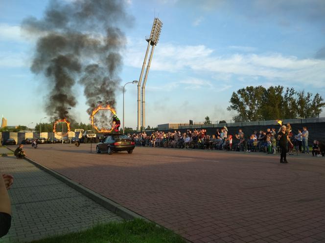 Grupa kaskaderów światowej klasy Extreme Cascaders Team w Siedlcach