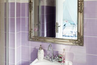 Fioletowa łazienka: modna aranżacja łazienki - ZDJĘCIA