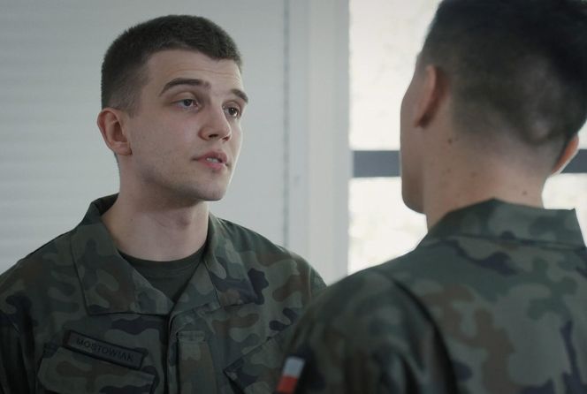 M jak miłość, odcinek 1875: Janek (Jakub Sirko), Mateusz (Rafał Kowalski)