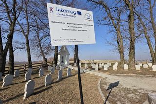 Cmentarz wojenny w Drohojowie.