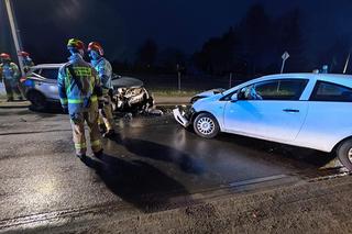 Zderzenie dwóch aut w Żołędowie pod Bydgoszczą [ZDJĘCIA]