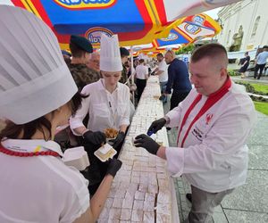 Rzeszów Najdłuższa Kremówka w Polsce