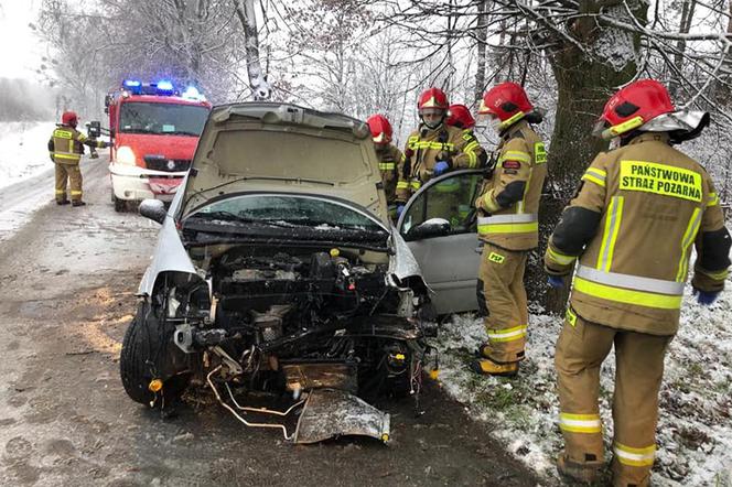Śnieg zaskoczył kierowców! Doszło do poważnych wypadków