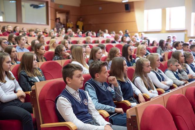 Fundacja "Pomóż Im". Po raz dziesiąty zaczęli siać Pola Nadziei [ZDJĘCIA]