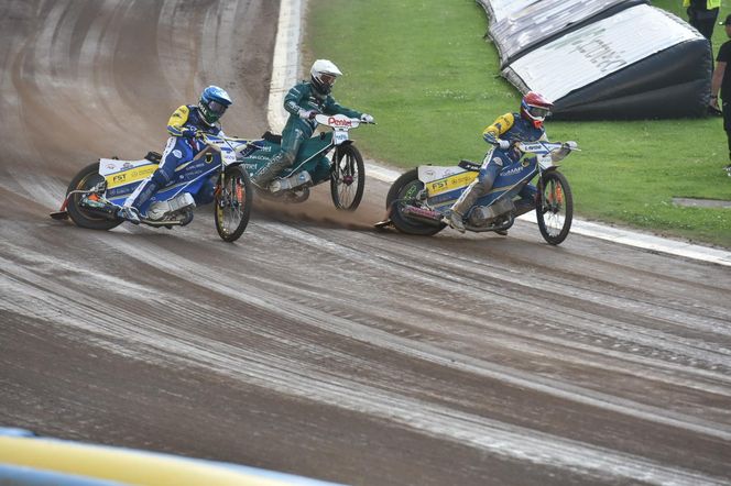 PRES Grupa Deweloperska Toruń - Stelmet Falubaz Zielona Góra, zdjęcia kibiców i zawodników z meczu 10. kolejki PGE Ekstraligi