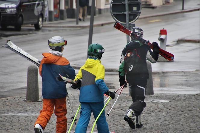 Drożyzna na stokach w Beskidach. Narciarze oburzeni. 'Taniej jest pojeździć w Alpach'