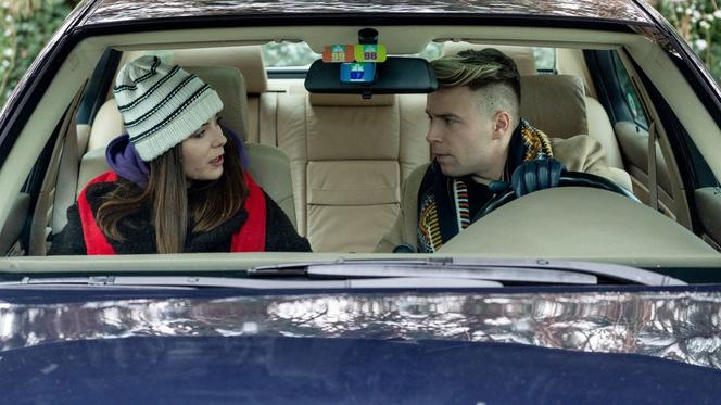 Barwy szczęścia odc. 2455. Agata (Natalia Zambrzycka), Patryk (Konrad Skolimowski)	