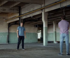 Oskar Stoczyński jako Jarek w M jak miłość, Marcin (Mikołaj Roznerski)