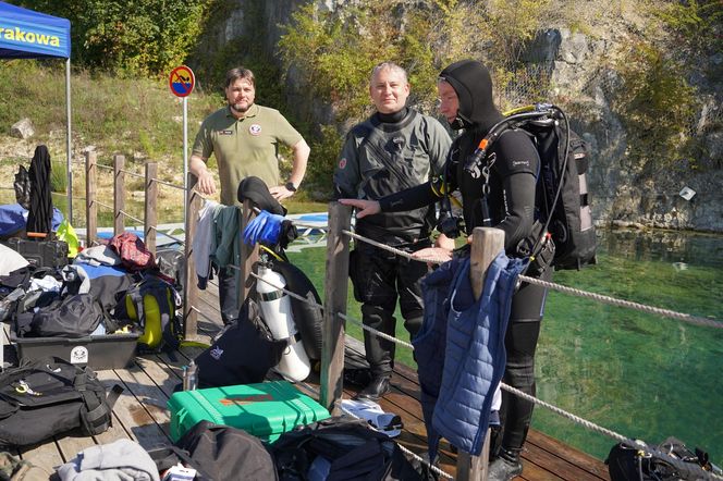 Wózki sklepowe, kanapa i opony. Za nami kolejne sprzątanie Zakrzówka