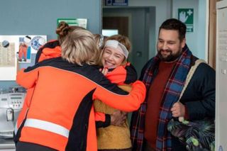 Na sygnale odc. 668. Basia (Anna Wysocka), Adam (Konrad Darocha)