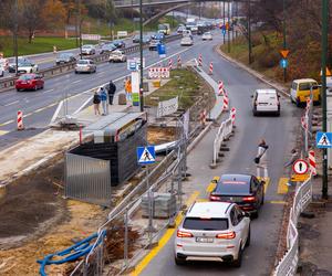 Remont placu Na Rozdrożu w Warszawie, listopad 2023