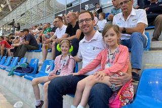 Radny Michał Rzymyszkiewicz z Torunia nie opuścił żadnej sesji i żadnego głosowania. Od 14 lat ma stuprocentową frekwencję