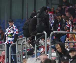 Górnik Zabrze zmierzył się z Zagłębiem Lubin. Kibice rozgrzewali piłkarzy z trybun