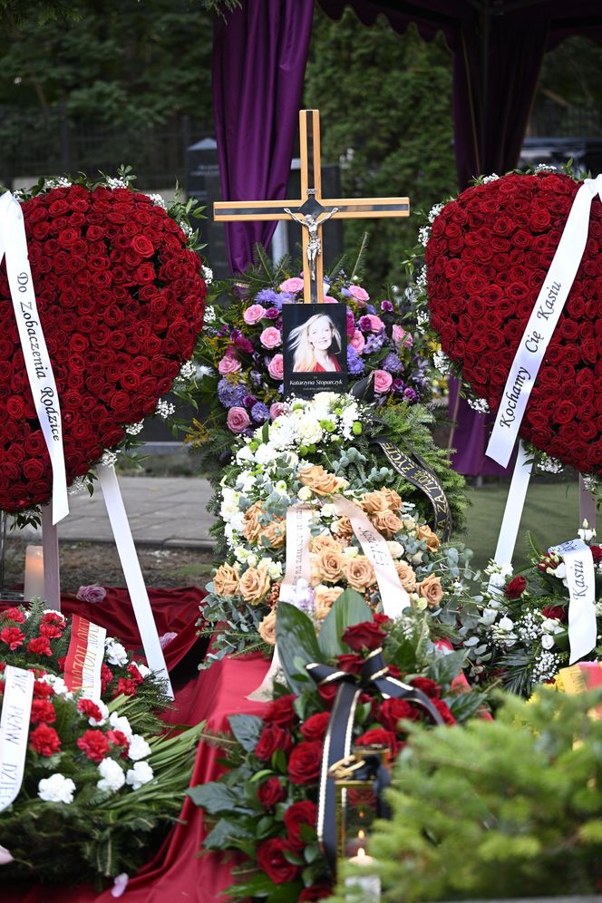 Tak wygląda grób Katarzyny Stoparczyk. Została pochowana na prywatnej uroczystości