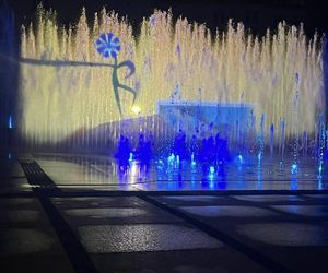 Inauguracyjny pokaz rzeszowskiej fontanny multimedialnej 