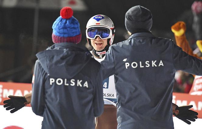 Skoki Zakopane 2019 - PROGRAM, GODZINA, ŻAŁOBA, BILETY, CENA [PORADNIK KIBICA]