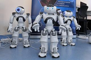 Prezentacja czterech nowych robotów humanoidalnych na Wydziale Informatyki i Telekomunikacji Akademii Morskiej w Szczecinie
