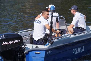 Tragedia na jeziorze Rusałka! Mężczyzna skoczył do wody i nie wypłynął