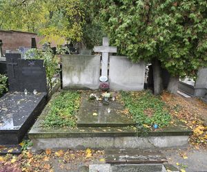 Grób matki Bronisława Komorowskiego