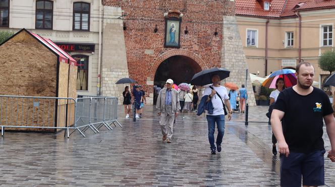 Fatalna pogoda w Lublinie! Miał być upał, a jest zlewa [GALERIA]