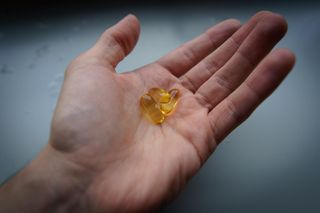 Omega-3 na serce? Nie zawsze! Fińscy naukowcy ujawniają, kiedy kapsułka może zaszkodzić