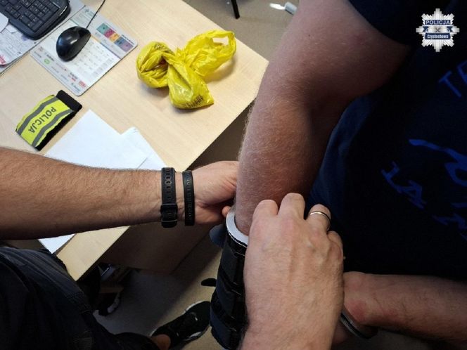 Brutalny atak w Częstochowie. Użyli maczety i noża. Policja rozbiła grupę pseudokibiców.