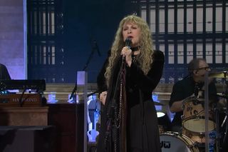 Stevie Nicks wystąpiła w Saturday Night Live. Powróciła do programu po czterech dekadach!