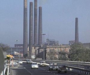 Kiedyś usprawniła ruch, dziś stwarza realne zagrożenie. Historia budowy estakady w Chorzowie