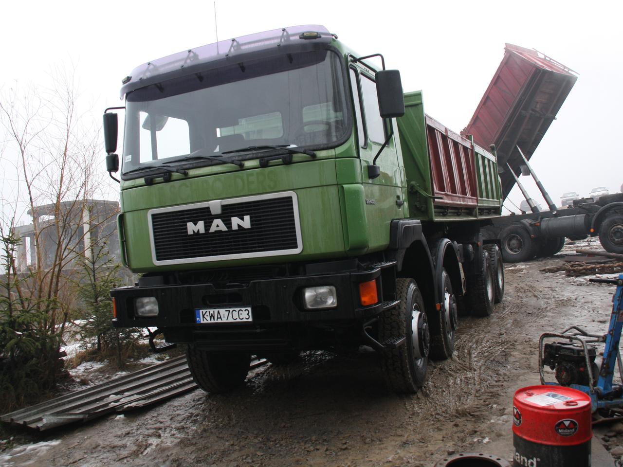 RUTKOWSKI POSZUKUJE: Skradzione ciężarówki MAN i Mercedes – Wiesz coś? DZWOŃ- dostaniesz nagrodę!