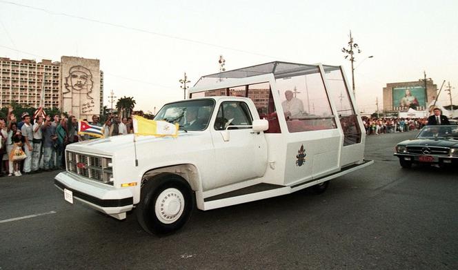 Papamobile Jana Pawła II