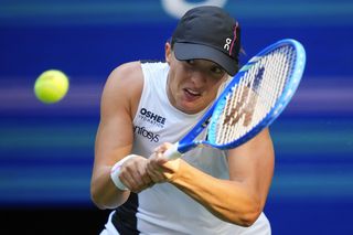 Kiedy gra Iga Świątek z Belindą Bencic? O której godzinie mecz WTA Wuhan, 3. runda