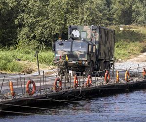 Ćwiczenia Żelazny Obrońca 25. Wojskowa przeprawa przez Narew pod Łomżą