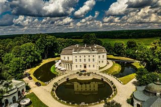 Świętokrzyskie. Historia Pałacu w Kurozwękach